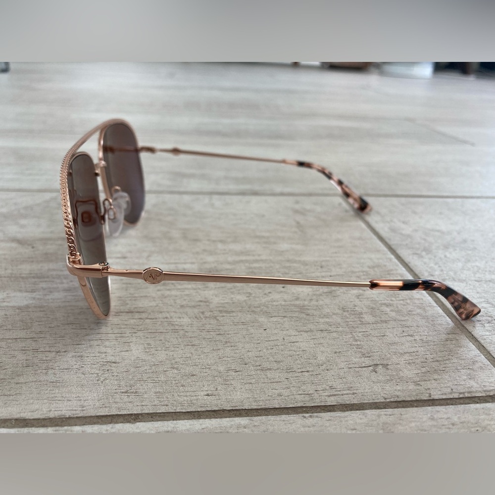 Alex Perry Aviator Rose-Gold Sunglasses - Picture 7 of 11